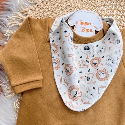 Conj. Body Manga Longa, Calça e Babador Bandana Bichinhos - Caramelo